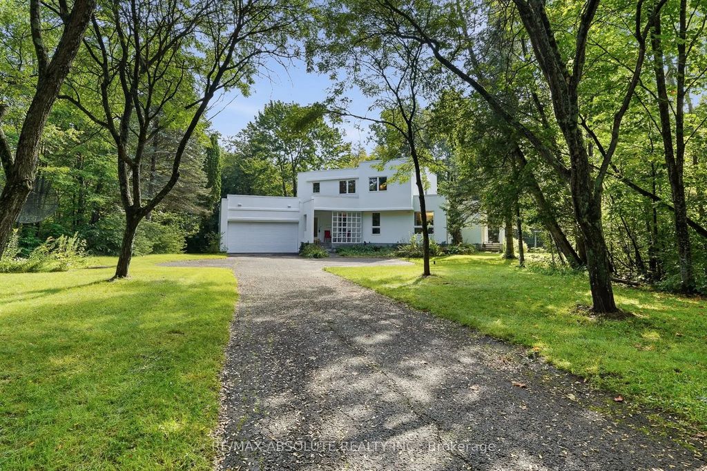 1645 Royal Orchard Drive, Orleans - Cumberland and Area