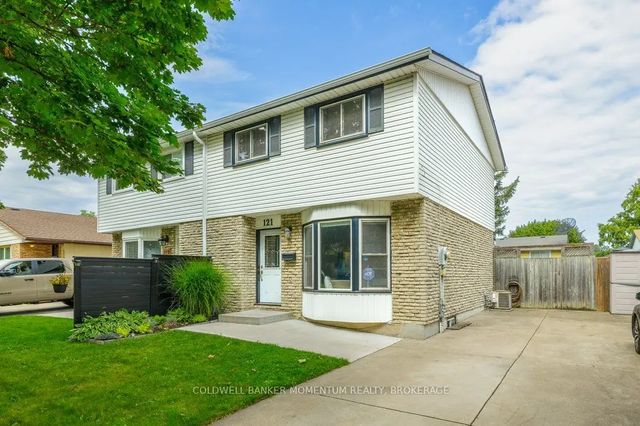 121 Dorothy Street, St. Catharines