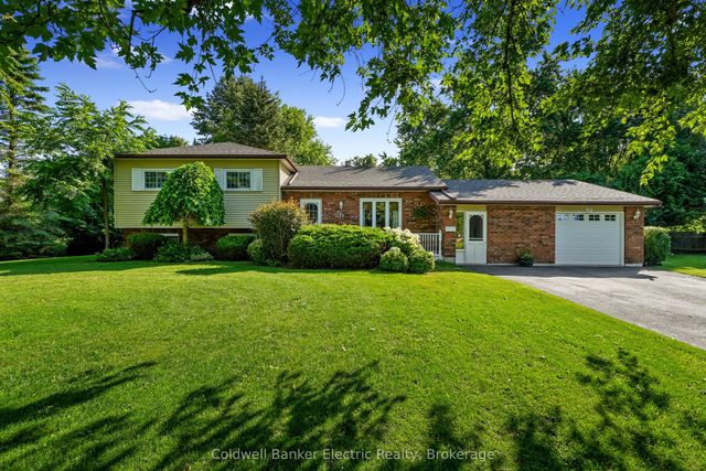 117 Pinecrest Avenue, Otonabee-South Monaghan