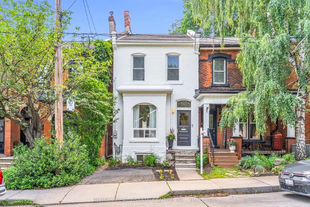 76 Pearl Street N, Hamilton
