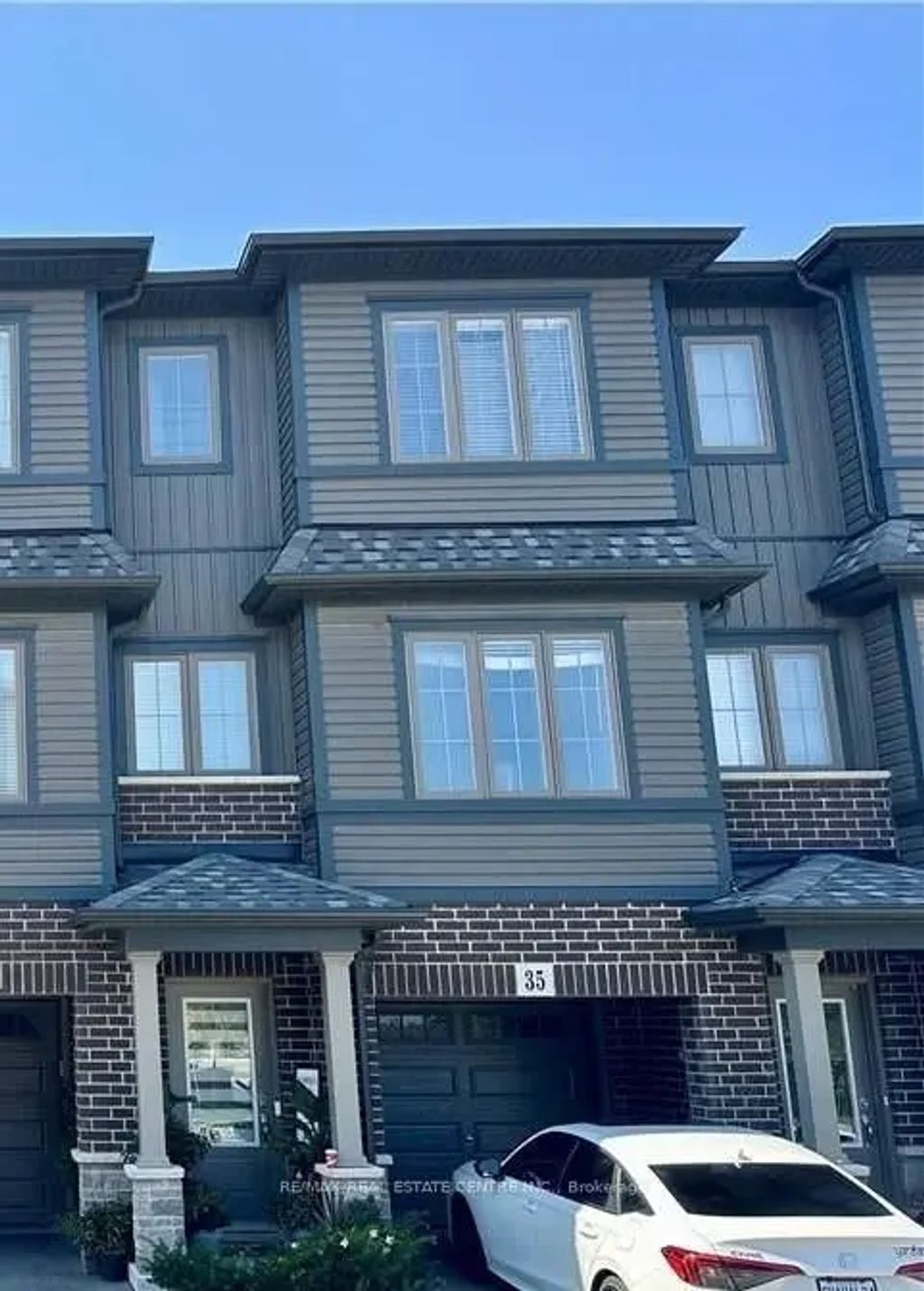 124 Compass Trail 35, Cambridge