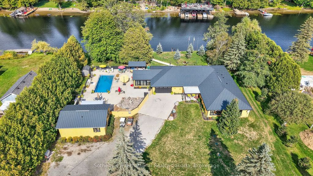 1082 Beaumont Farm Road, Bracebridge