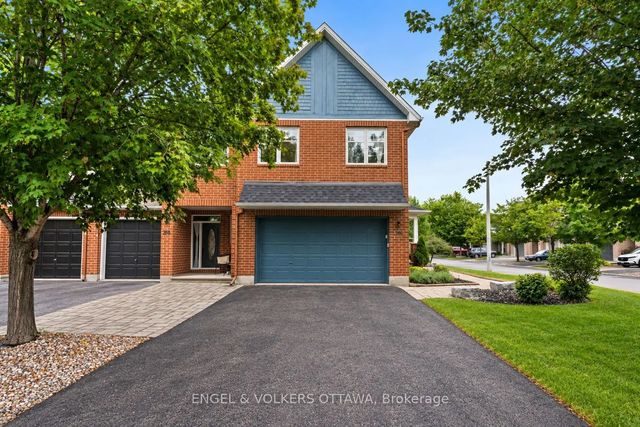 268 Horseshoe Crescent, Stittsville - Munster - Richmond