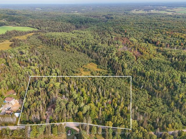 356 Hunt Line, Powassan