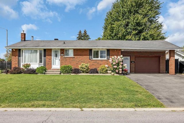 1410 Major Road, Orleans - Cumberland and Area