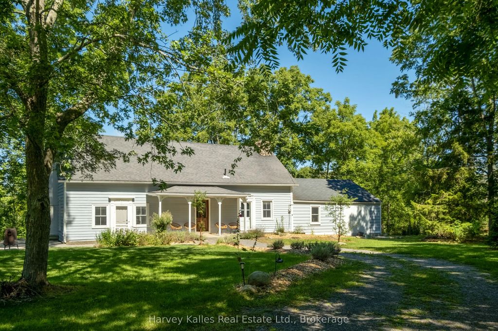 244 Salmon Point Road, Prince Edward County