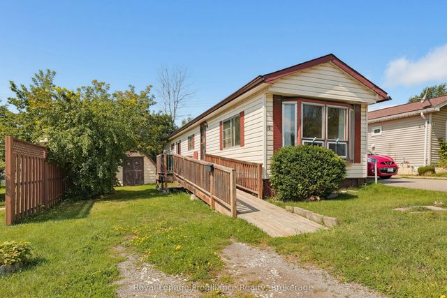 5 Kenneth Boulevard, Quinte West