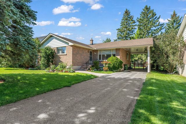 421 Windward Place, Kingston