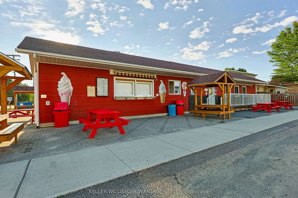 276 Nipissing Street, West Nipissing