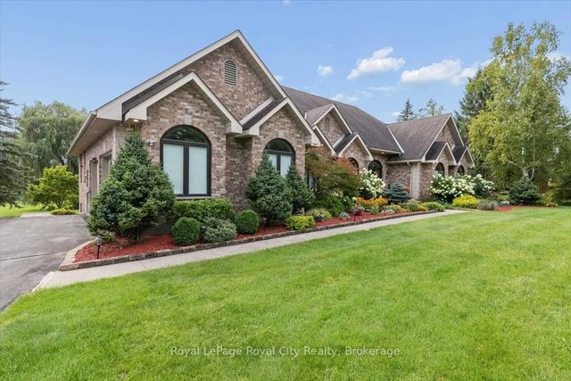 26 Bridle Path, Puslinch