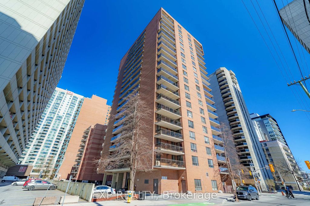 475 Laurier Avenue W 1002, Ottawa Centre