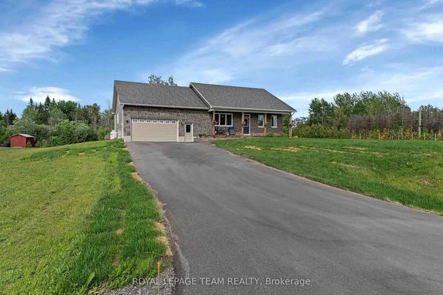 101 Stirling Crescent, North Grenville