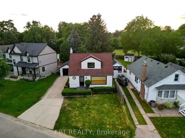 18 Jubilee Drive, St. Catharines