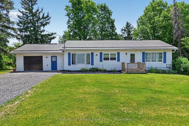 323 St Lawrence Street W, Centre Hastings