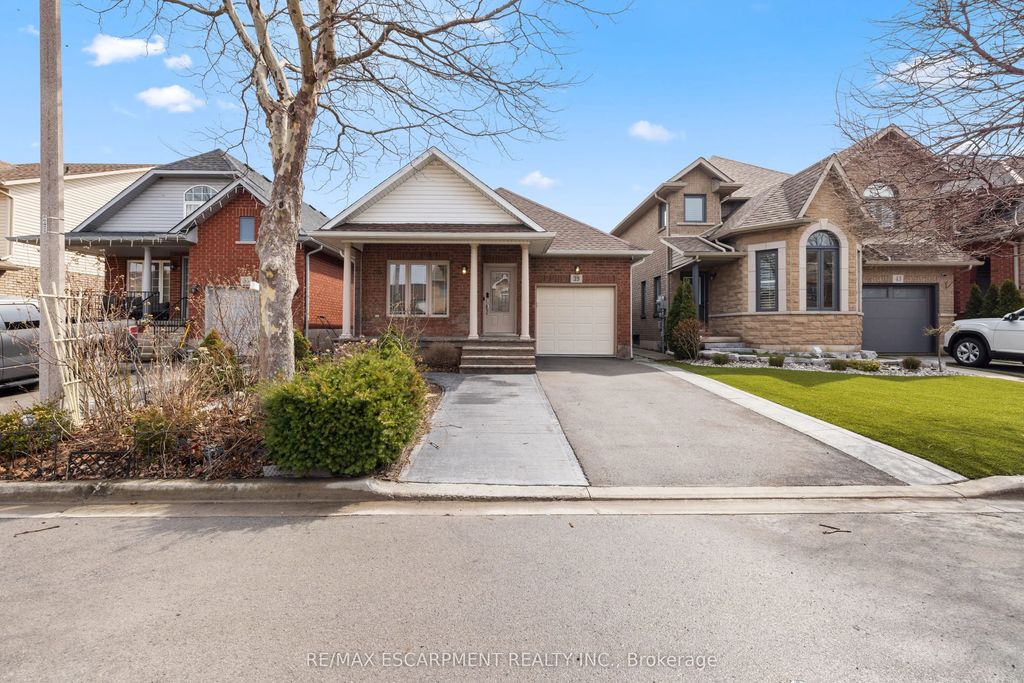 39 Mckibbon Avenue, Hamilton