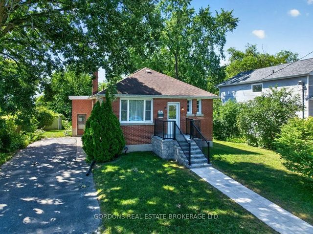 132 Joseph Street, Kingston