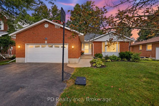 1436 Wildlark Drive, Peterborough