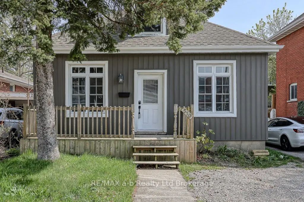 510 King Street, Woodstock