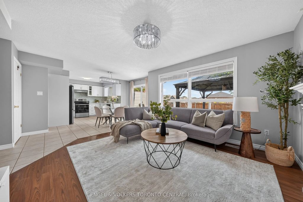43 Green Vista Drive, Cambridge
