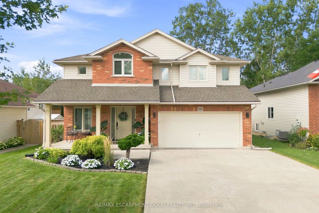 325 Foxtail Avenue, Welland