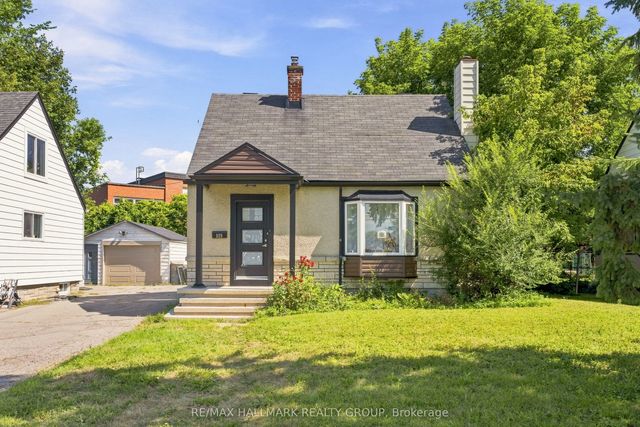 929 Merivale Road, Carlington - Central Park