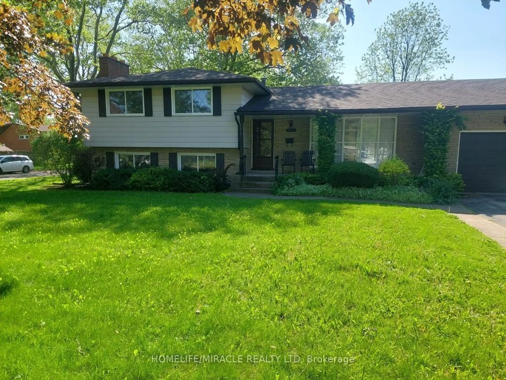 6511 Dorchester Road, Niagara Falls