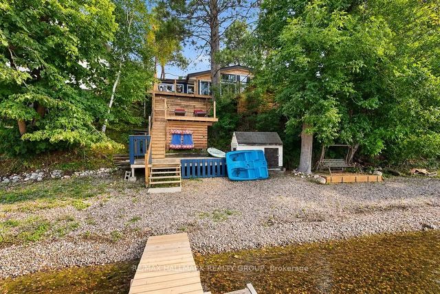 555 Island View Drive, North Algona Wilberforce