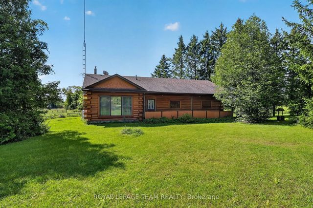 112 Latourell Road, North Grenville