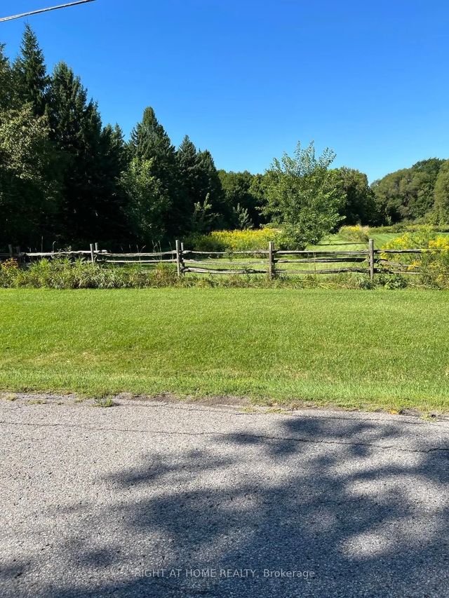 5218 Hillview Drive, Hamilton Township