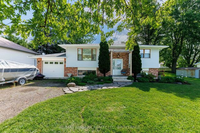 88 Pleasant Avenue N, Fort Erie