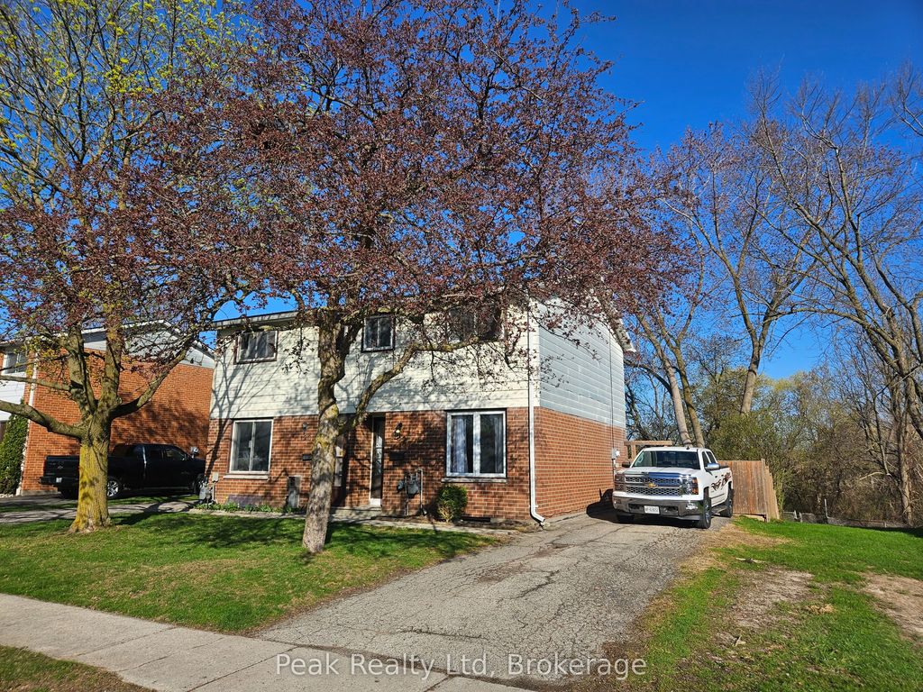 122 Keats Drive, Woodstock