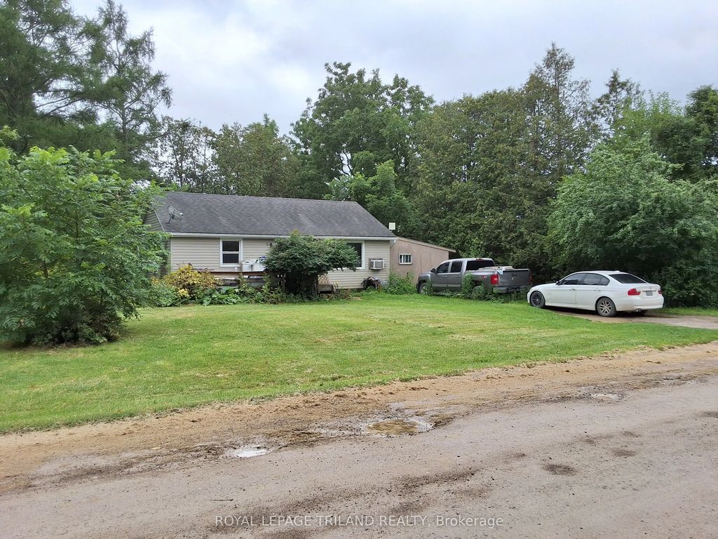 6745 Trafalgar Street, Thames Centre