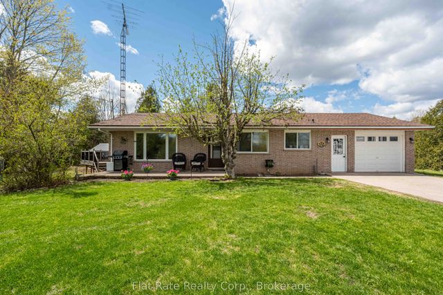 2086 Mccrackens Landing Road, Douro-Dummer