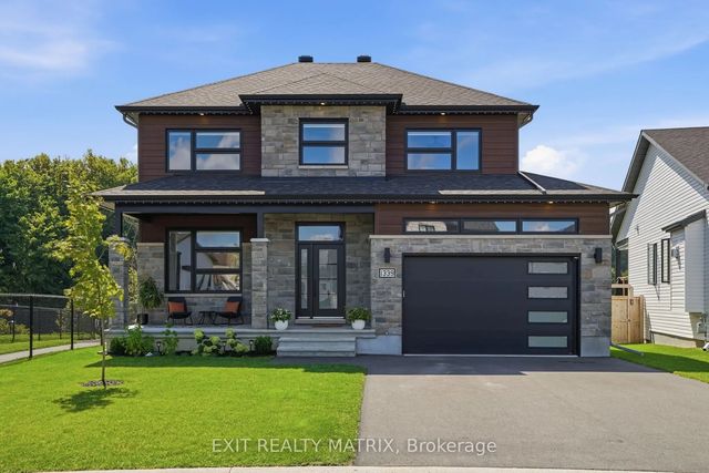 1339 Fribourg Street, Russell
