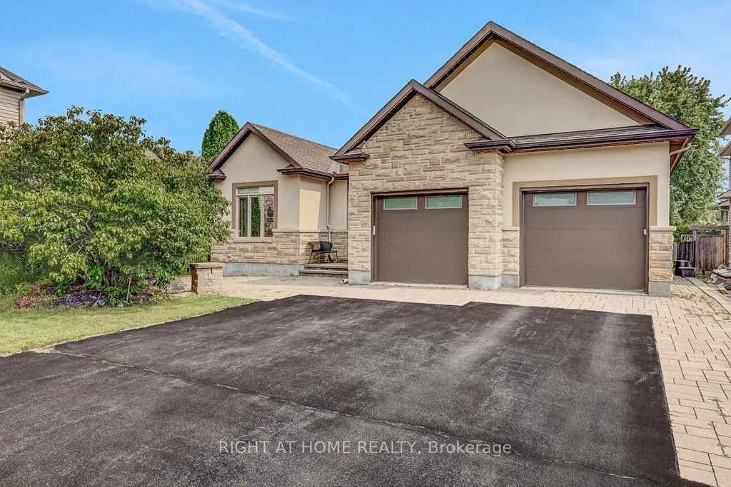 514 Landswood Way, Stittsville - Munster - Richmond