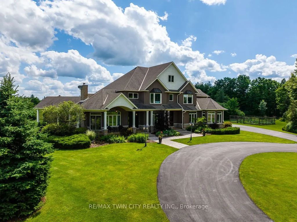 1532 6th Concession Road W, Hamilton