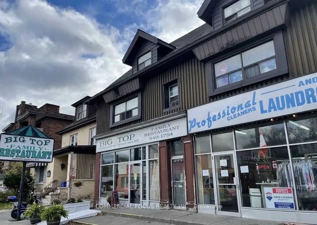 754 & 756 Main Street E, Hamilton