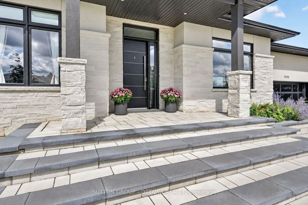 7095 Still Meadow Way, Greely - Metcalfe - Osgoode - Vernon and Area