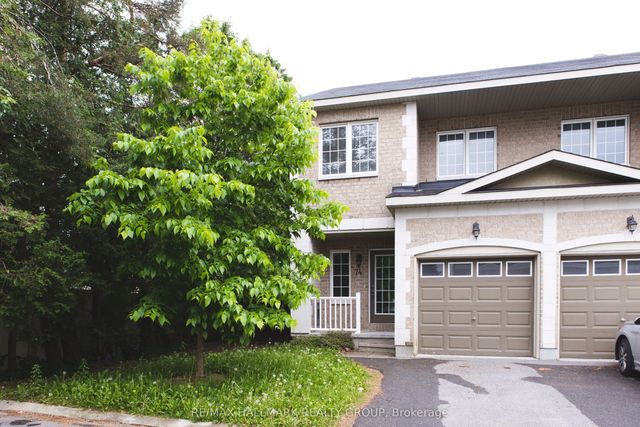 74 Dundalk Private, Barrhaven