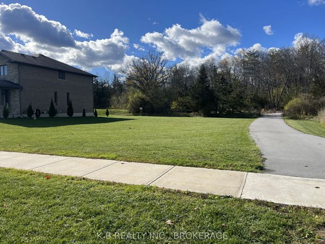 104 Cherrywood Parkway, Greater Napanee