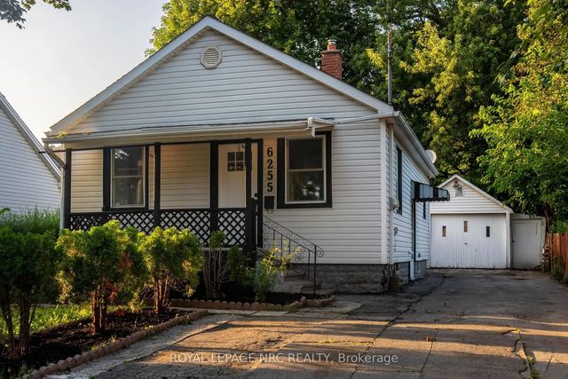6255 Culp Street, Niagara Falls