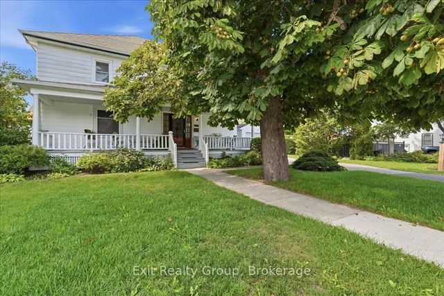 28 Lorne Avenue, Quinte West