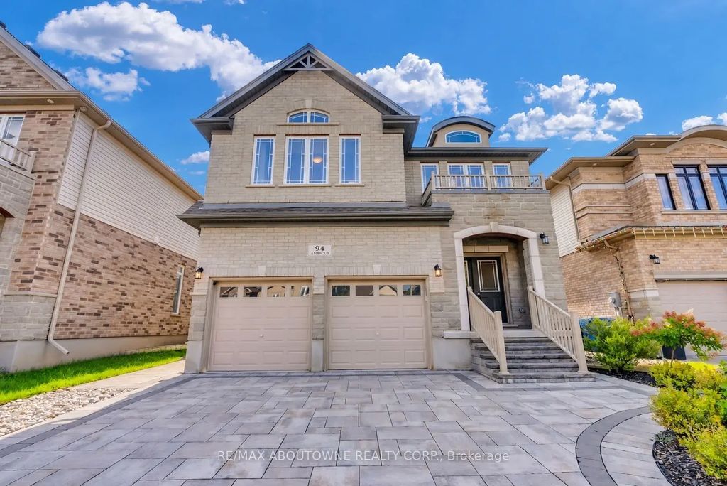 94 Ambrous Crescent, Guelph