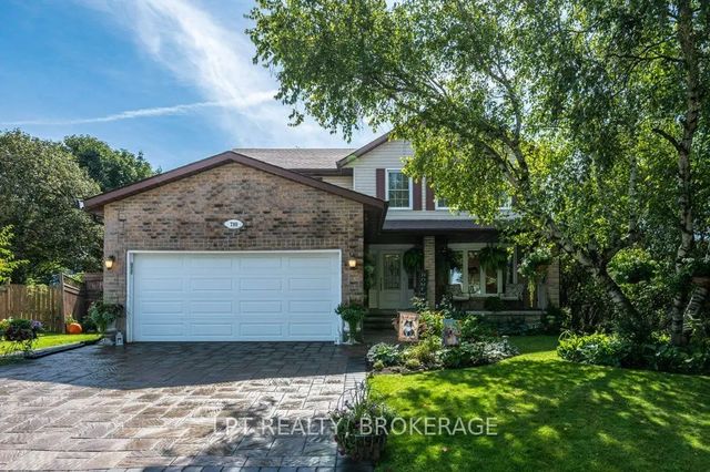 780 Muirfield Crescent, Kingston