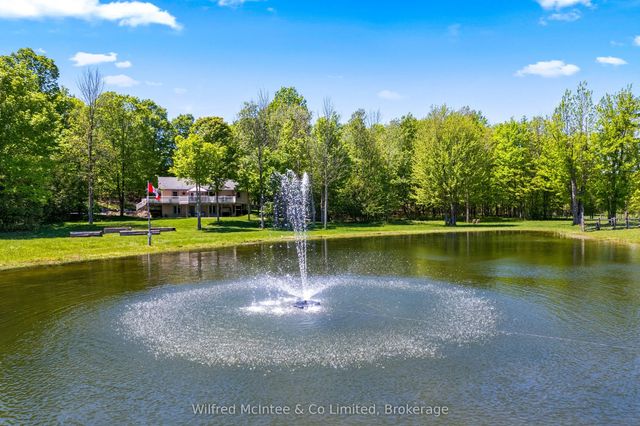 622829 Moto Park Road, Chatsworth