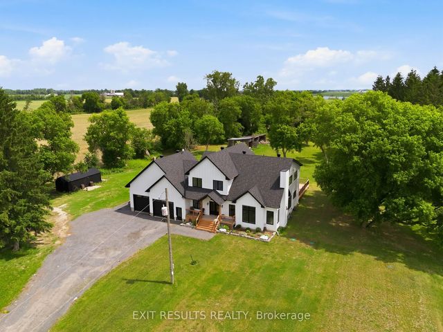 2083 Groves Road, Russell