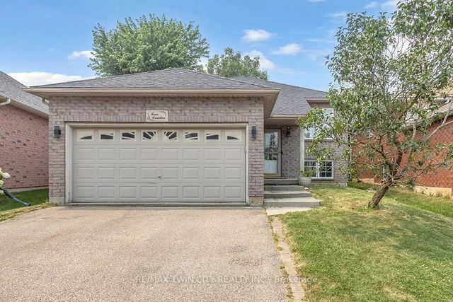 4 Dowden Avenue, Brantford