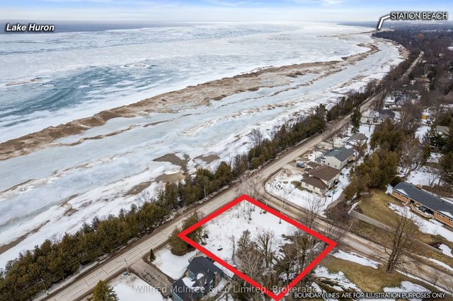 75c Boiler Beach Road, Huron-Kinloss
