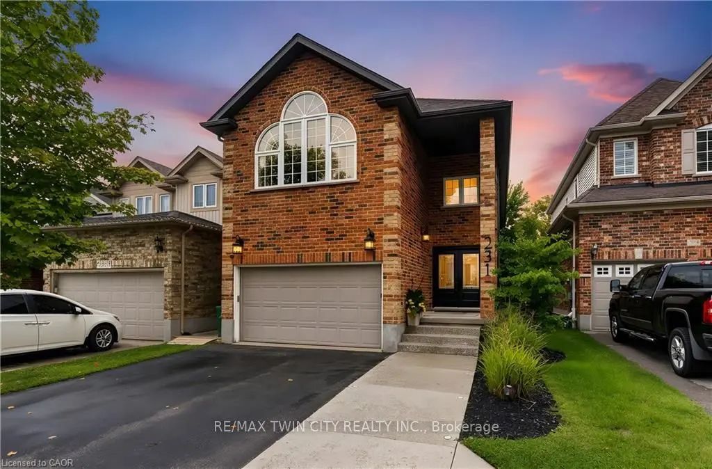 231 Steepleridge Street, Kitchener