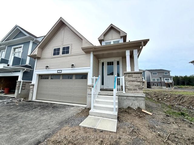 21 Royal Oak Crescent, Loyalist